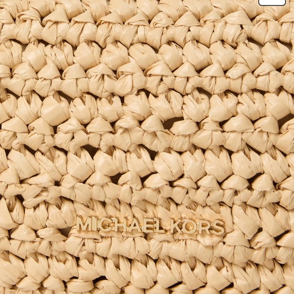 Michael Kors Avra Medium Convertible Sling Crossbody NWT $228 - Picture 10 of 12